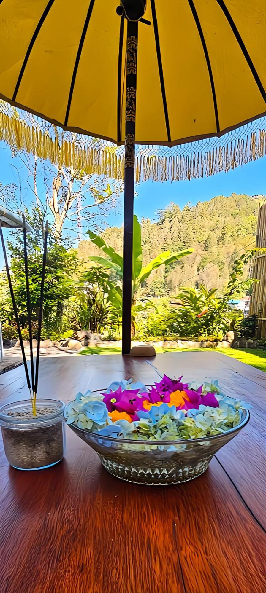 Little Munduk, Full Private Villa 외부 사진